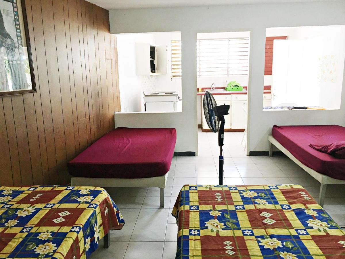 African Symbol Guest House Montego Bay Exterior photo